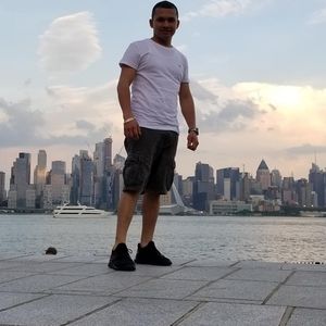 Meet your Posher, Rene